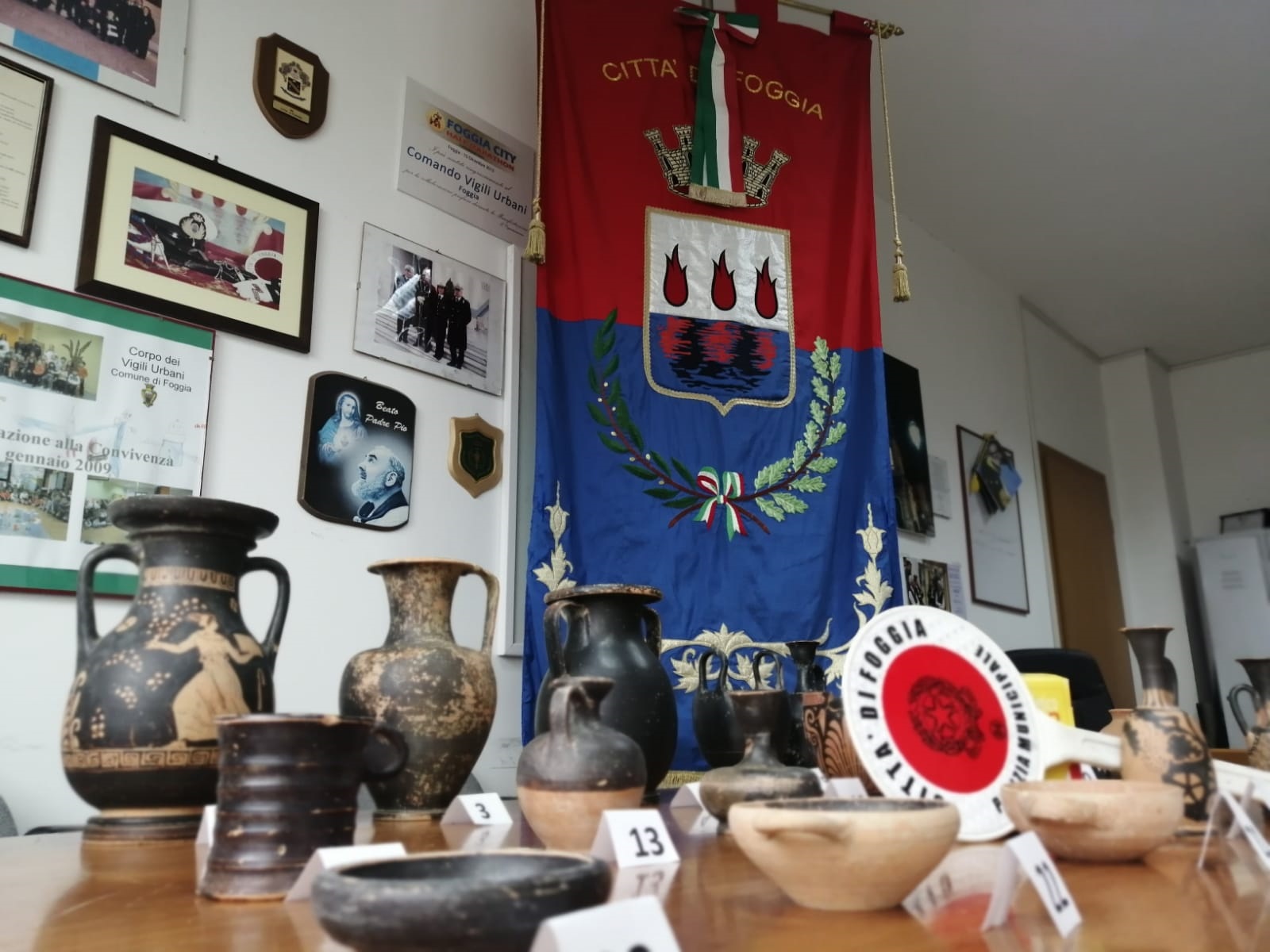 Agenti di Polizia Locale rinvengono e recuperano 31 reperti di interesse storico – archeologico